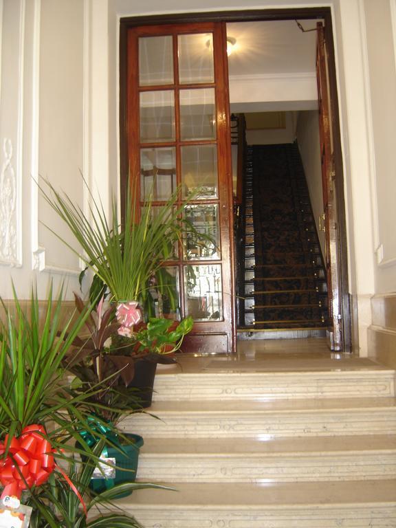 Mari Plaza Hotel Buenos Aires Exterior photo